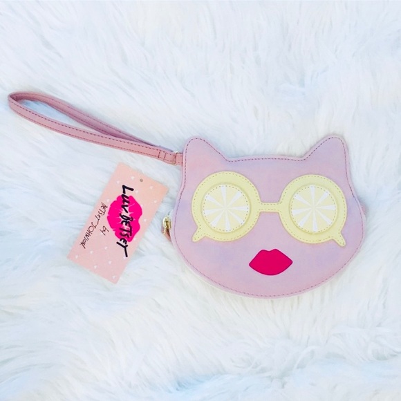Betsey Johnson lemon eyes cat wristlet. 😍 - Picture 2 of 3